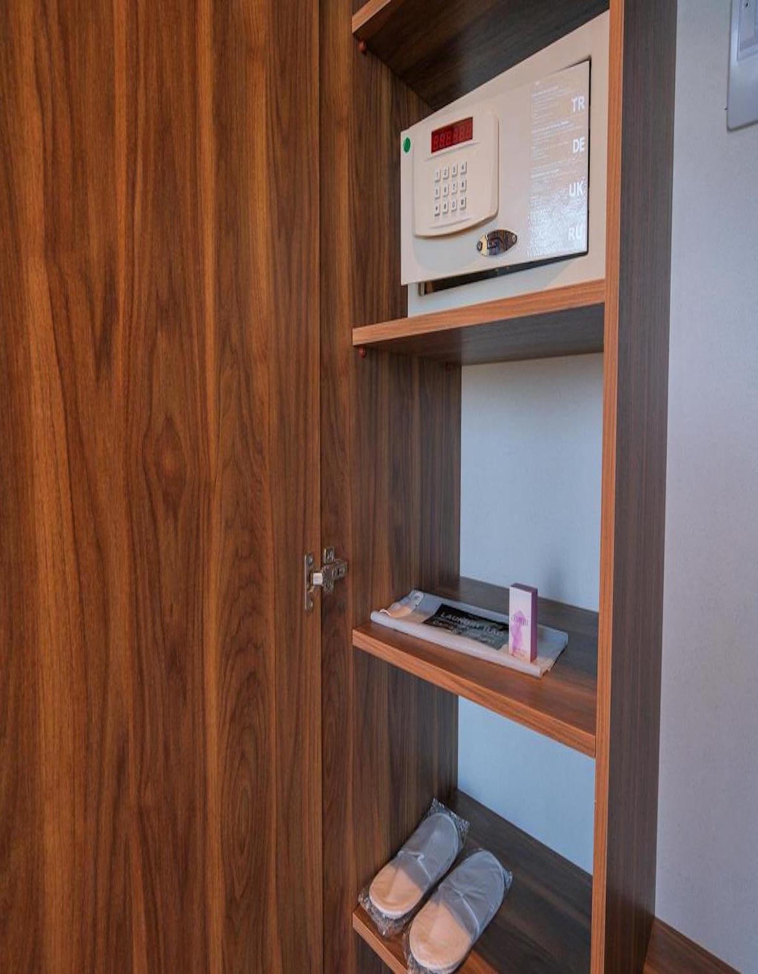 Ekor Elegance Hotel Famaguszta Kültér fotó