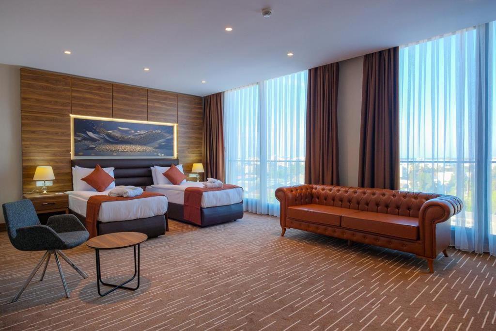 Ekor Elegance Hotel Famaguszta Kültér fotó